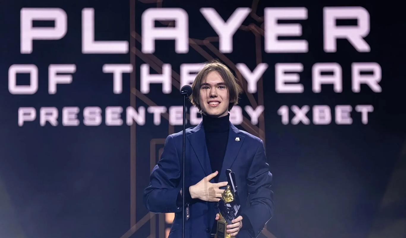 T1团长：2024年的目标是重建T1王朝，打造健康且可持续发展的队伍